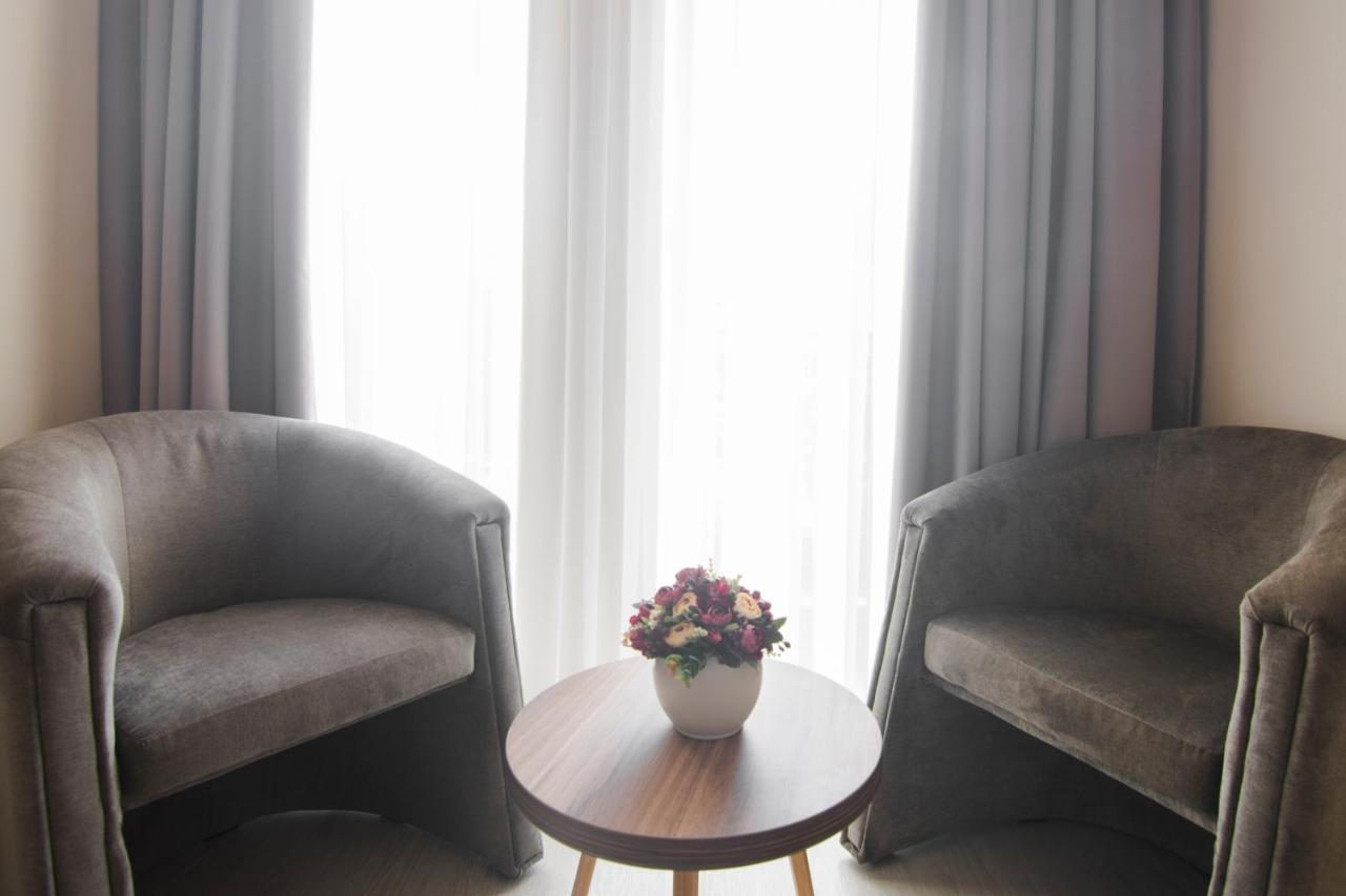 Hotel Royal Senta Bagian luar foto